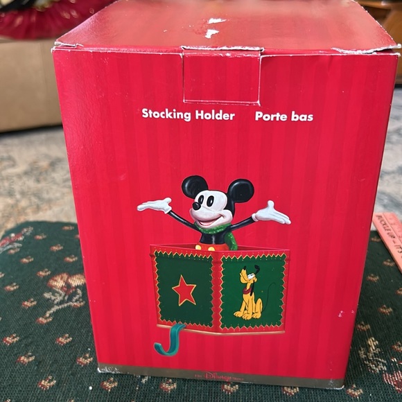 Disney’s Disney’s store exclusive Mickey in the box stocking holder - Picture 8 of 8